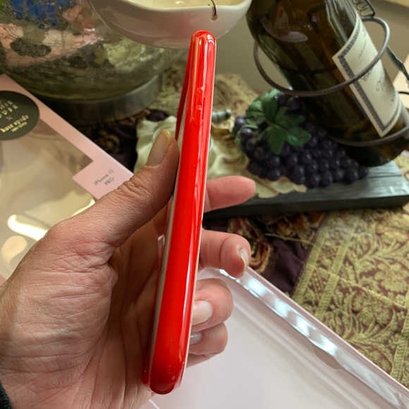 Authentic KATE SPADE Disney x print collection iPhone 11 Pro case - Picture 4 of 8